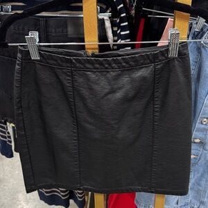 Forever 21 Black Mini Skirt